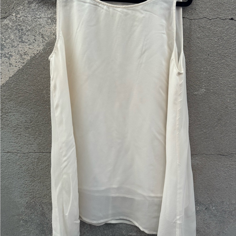 Dresser double lines cream colored tank top - Picture 3 of 3